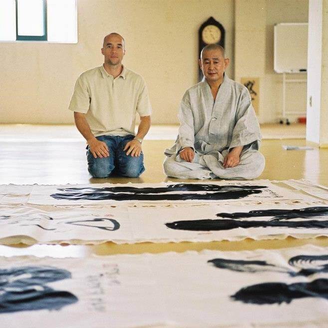 Philippe Pinerd with his monk master at the temple of Beomosa